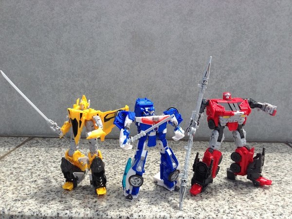 Tokyo Toy Show   Transformers Go! Autobot Samurai Team Out Of Box Images Show Combiner Toys  (5 of 23)